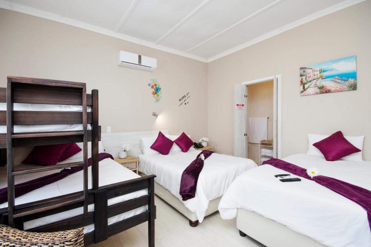 Hotel Newtondale Self Catering Port Elizabeth Esterno foto