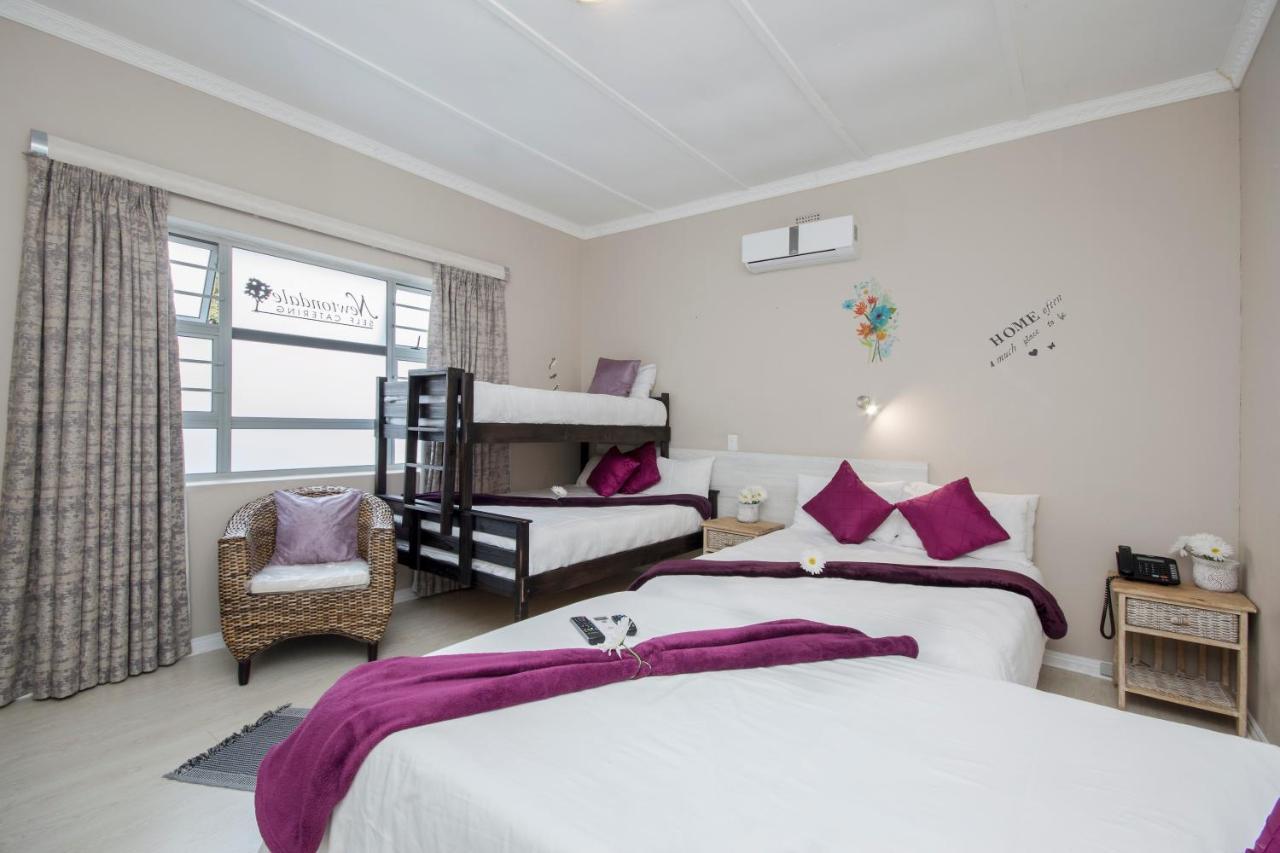 Hotel Newtondale Self Catering Port Elizabeth Esterno foto